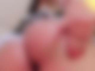 KiimTyler's Live Sex Cam Show