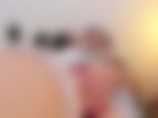 KiimTyler's Live Sex Cam Show