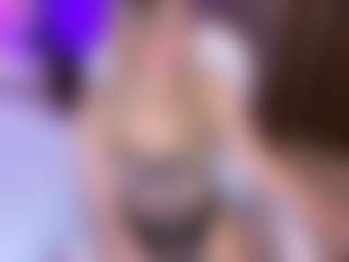 KiimTyler's Live Sex Cam Show