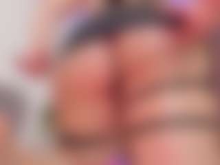 KiimTyler's Live Sex Cam Show