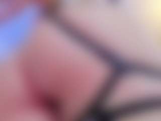 KiimTyler's Live Sex Cam Show