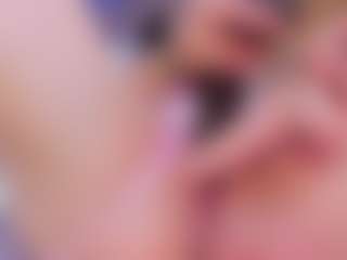 KiimTyler's Live Sex Cam Show