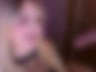 Live cam show with KiimTyler - Wet on Camsoda