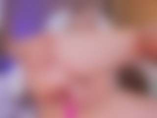 KiimTyler's Live Sex Cam Show