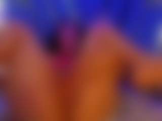 Live cam show with Lynn-Morgan - Spank on Camsoda