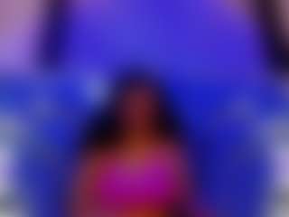 Live cam show with Lynn-Morgan - Shaved Pussy on Free Soda