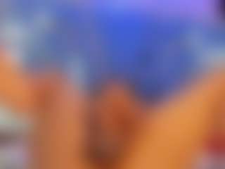 Live cam show with Lynn-Morgan - Public Brown Hair on SpankPalCams