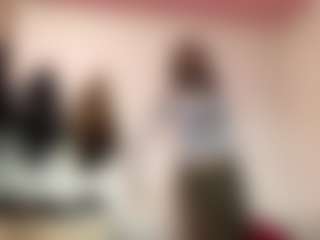 MadieBazzel's Live Sex Cam Show