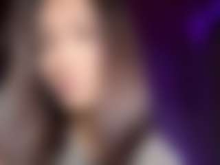 MadieBazzel's Live Sex Cam Show