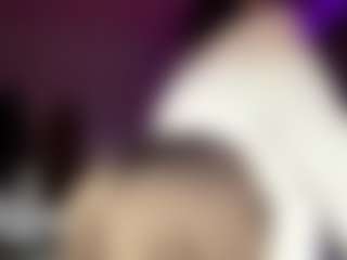 Live cam show with MadieBazzel - Cowgirl on Camsoda