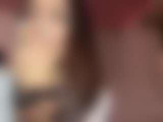 Live cam show with MadieBazzel - Hairy Pussy on CamSodaAdn
