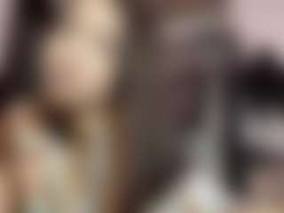 Live cam show with MadieBazzel - Solo on Big Tits
