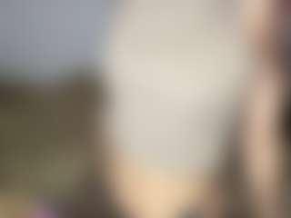 Live cam show with MadieBazzel - Ass Clapping on Free Soda