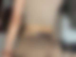 Live cam show with MadieBazzel - Ahegao on sexylive.show