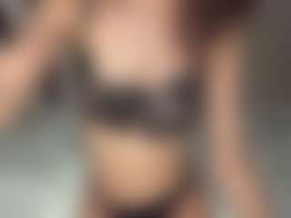 MadieBazzel's Live Sex Cam Show