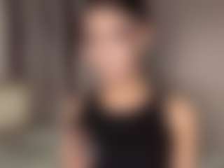 Live cam show with MadieBazzel - Brown Hair Teen (18+) on AdultVida.com