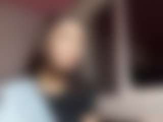 Live cam show with MadieBazzel - Nipple Piercings on Porn Luv