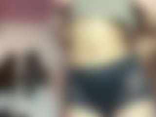 Live cam show with MadieBazzel - Cowgirl on LiveSexCams6