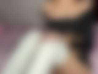 Live cam show with MadieBazzel - Pov on StripNow