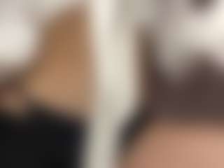 Live cam show with MadieBazzel - Ass Clapping on Camsoda
