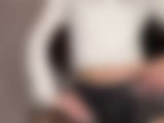 Live-sekscamshow van MadieBazzel