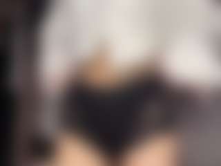 MadieBazzel's Live Sex Cam Show