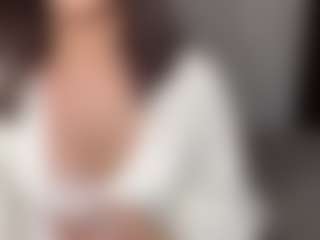 Live cam show with MadieBazzel - Hairy Pussy on Dare Cams