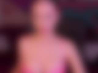 MissSonyaShy's Live Sex Cam Show