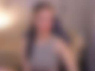MissSonyaShy's Live Sex Cam Show