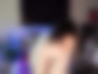 Live cam show with NildaBulls - Green Eyes on xDating