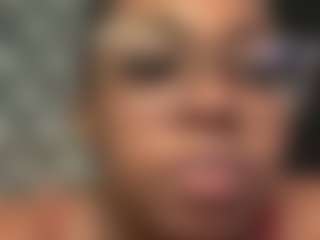 QueenxRubyyx's Live Sex Cam Show