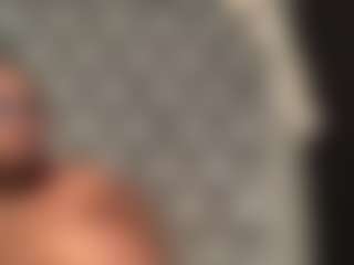 QueenxRubyyx's Live Sex Cam Show