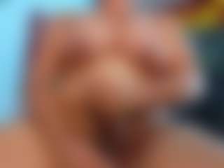 Live cam show with RoseDawson08 - Tease on Gym Cam Girls