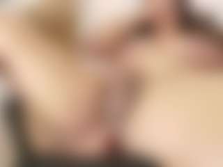 Live cam show with RoseDawson08 - Average on fuck-show.com