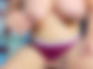 Live cam show with RoseDawson08 - Tattoos on CamwithHer