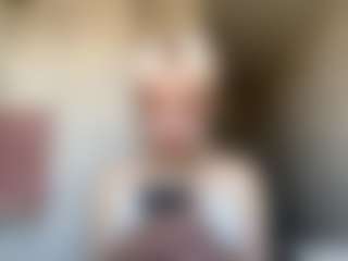 Live cam show with SeemaColonna - New Lovense on Camsoda