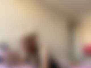 Live cam show with SeemaColonna - Brown Eyes Blonde Hair on xheatlive.com