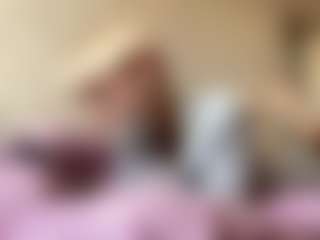 Live cam show with SeemaColonna - Facial Piercings on Camsoda