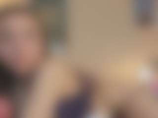 Live cam show with sellenncollins - Squirt on Mixed Magazine Live