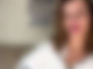 YevetteGuyon's Live Sex Cam Show