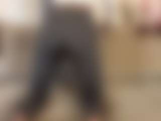 YevetteGuyon's Live Sex Cam Show