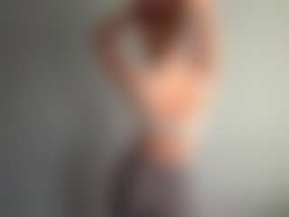 YevetteGuyon's Live Sex Cam Show