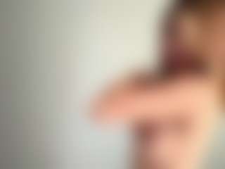 YevetteGuyon's Live Sex Cam Show