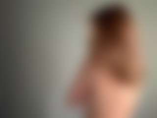 YevetteGuyon's Live Sex Cam Show