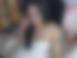 Live cam show with Alessia-Ferrer - Camel Toe on Dolls Live