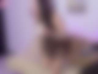 Live cam show with Alessia-Ferrer - Oil on Camsoda