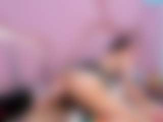 EmilyBrooksSS's Live Sex Cam Show