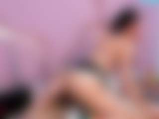 EmilyBrooksSS's Live Sex Cam Show