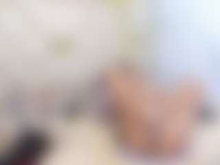 Live cam show with EmilyBrooksSS - Brown Eyes on CSO-WL