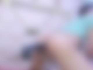 Live cam show with EmilyBrooksSS - Caucasian on Camsoda